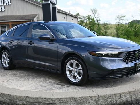 Used 2023 Honda Accord LX image 3