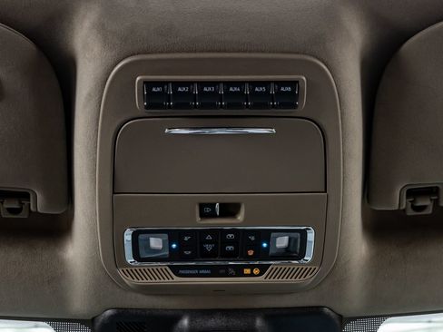 Used 2026 Ford F250 Platinum w/ Platinum Plus Package AWD/4WD image 30