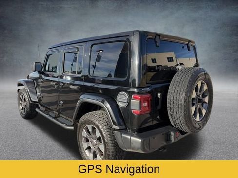 Used 2018 Jeep Wrangler Unlimited Sahara image 6