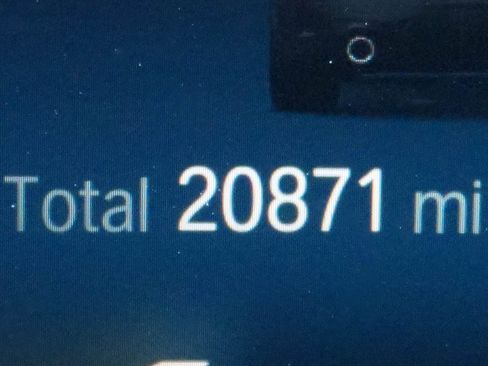 Used 2023 BMW 330i Sedan w/ M Sport Package image 22