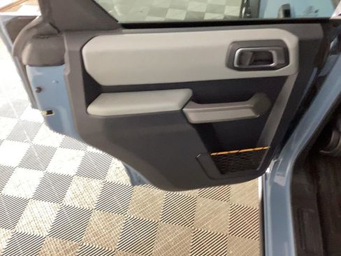 Used 2022 Ford Bronco Badlands image 12