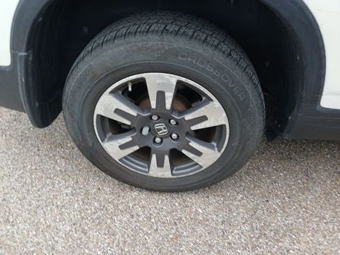 Used 2017 Honda Ridgeline RTL-E image 11