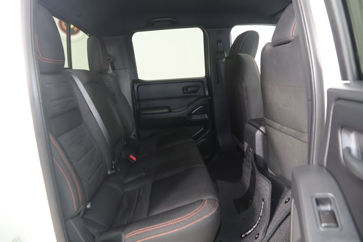 Used 2026 Nissan Frontier Pro-X w/ Tow Package RWD image 12