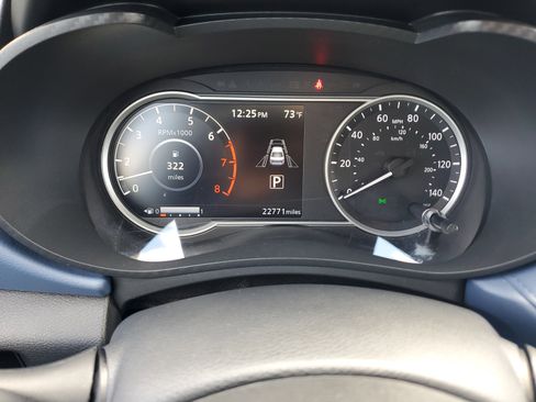 Certified 2025 Nissan Versa SV w/ Trunk Package image 30