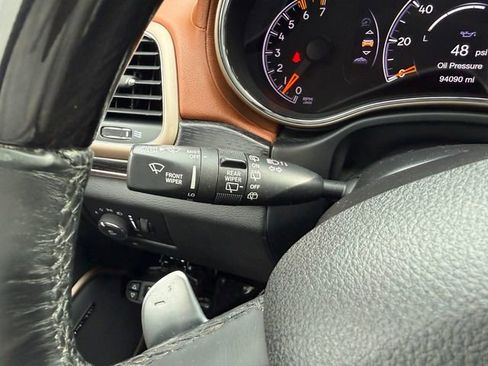 Used 2017 Jeep Grand Cherokee Summit w/ Platinum Series Group image 18