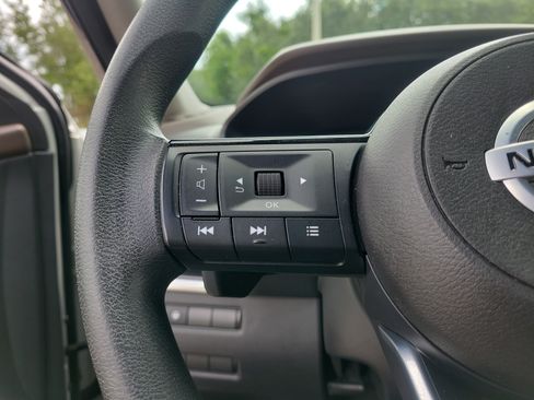 Certified 2021 Nissan Rogue SV FWD image 22