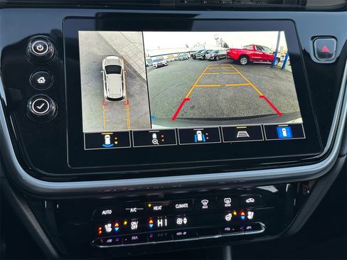 Used 2023 Chevrolet Bolt EUV Premier w/ Sun & Sound Package image 27