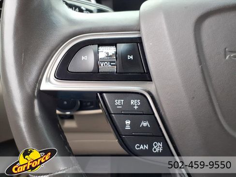 Used 2020 Lincoln Nautilus Reserve w/ Equipment Group 202A image 22