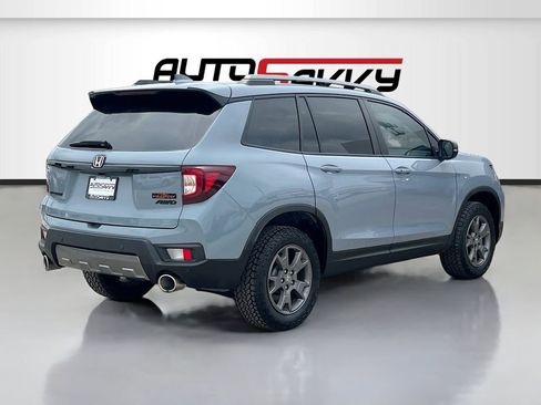 Used 2024 Honda Passport TrailSport image 7