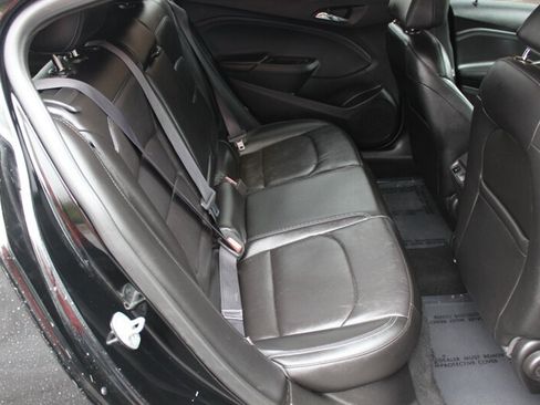 Used 2017 Chevrolet Cruze Premier FWD image 16