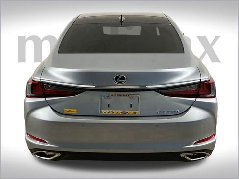 Used 2024 Lexus ES 350 w/ Premium Package image 7