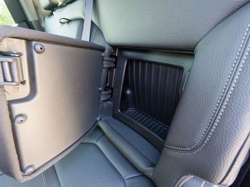 Used 2019 GMC Sierra 1500 Denali w/ Denali Ultimate Package image 37