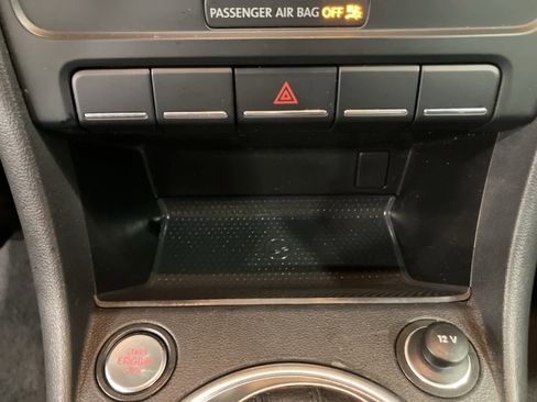 Used 2013 Volkswagen Beetle 2.5 image 19