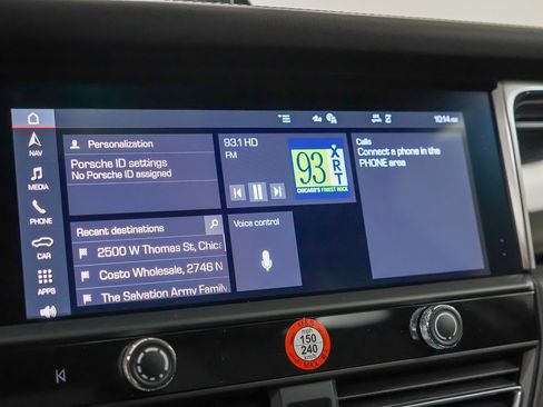 Certified 2025 Porsche Macan image 30