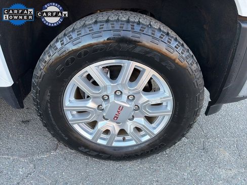 Used 2024 GMC Sierra 2500 SLT w/ Texas SLT Premium Package image 9