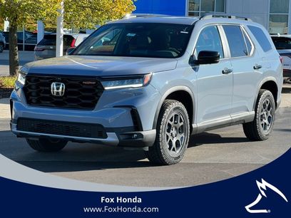 New 2025 Honda Pilot TrailSport