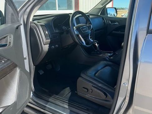 Used 2022 GMC Canyon Elevation w/ Elevation Premium Package image 5