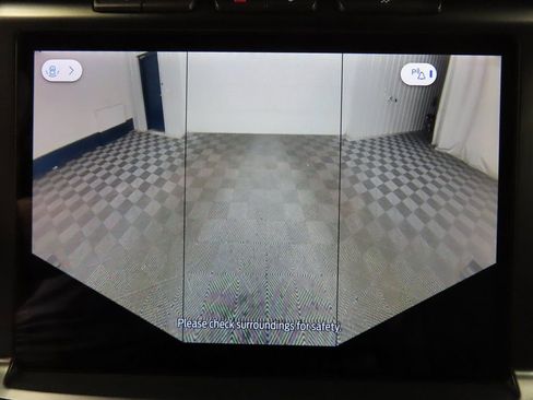 Used 2024 Ford F150 XLT w/ FX4 Off-Road Package image 18