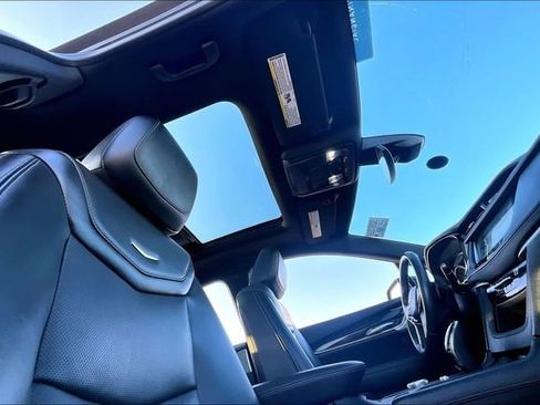 Used 2023 Cadillac XT5 Premium Luxury image 22