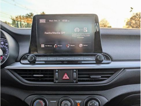 Used 2024 Kia Forte LXS image 21