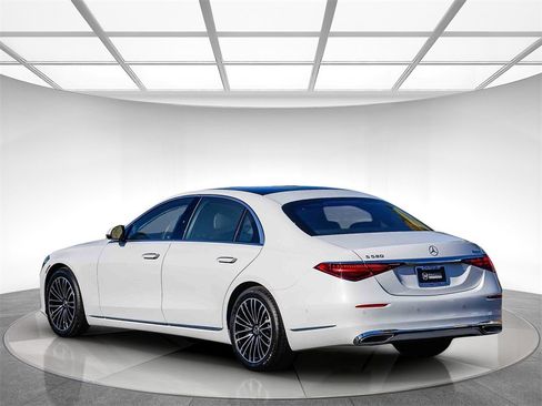 New 2026 Mercedes-Benz S 580 4MATIC Sedan image 2