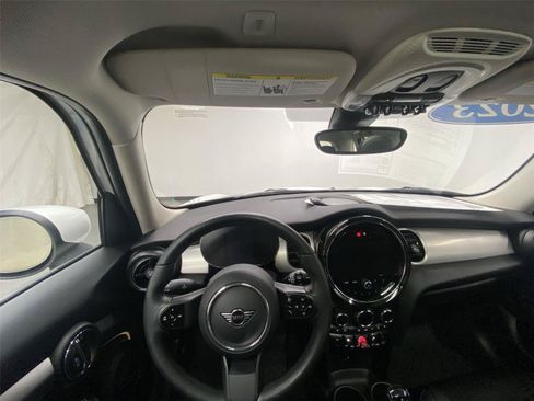 Certified 2023 MINI Cooper 4-Door Hardtop FWD image 30