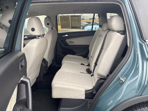 Used 2021 Volkswagen Tiguan SE image 25