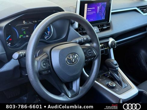 Used 2025 Toyota RAV4 LE AWD/4WD image 16