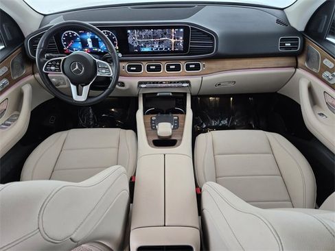 Used 2023 Mercedes-Benz GLE 450 4MATIC w/ AMG Line Exterior image 4