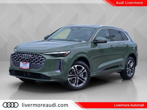 New 2026 Audi Q5 Premium AWD/4WD image 1