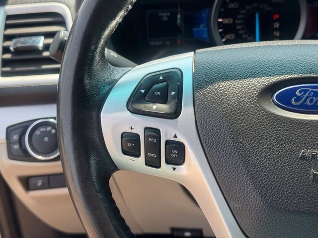 Used 2014 Ford Explorer XLT w/ Equipment Group 202A AWD/4WD image 12