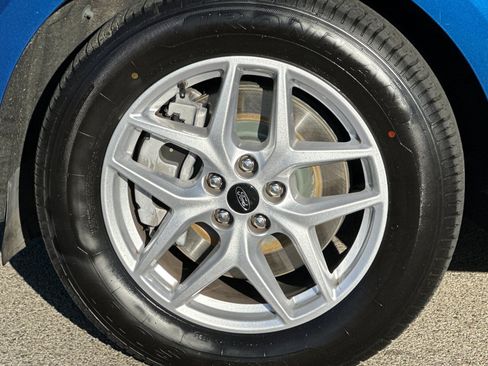 Used 2024 Ford Edge SEL image 32