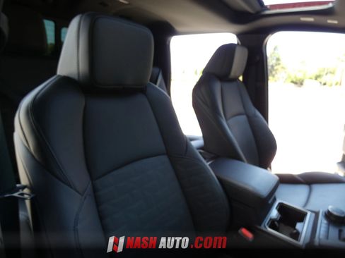 Used 2025 Toyota Tacoma TRD Sport w/ TRD Sport Premium Package AWD/4WD image 38