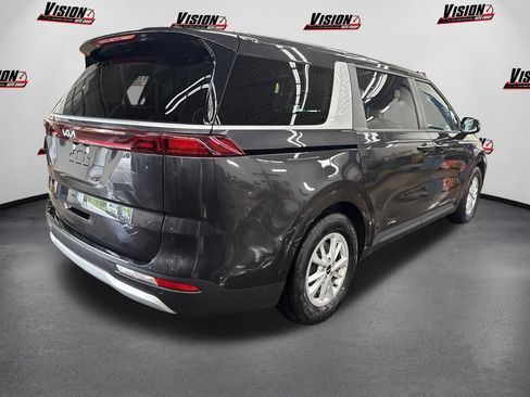 Used 2024 Kia Carnival LX FWD image 6