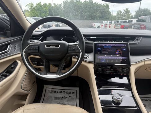 Used 2021 Jeep Grand Cherokee L Limited RWD image 23