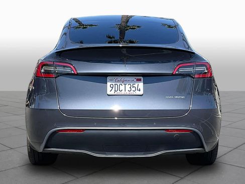 Used 2022 Tesla Model Y Long Range AWD/4WD image 4