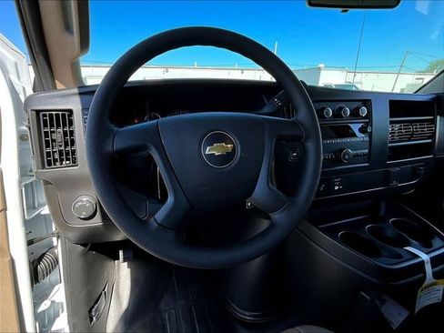 New 2026 Chevrolet Express 2500 image 14