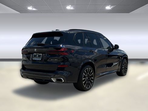 Used 2024 BMW X5 xDrive40i w/ M Sport Package AWD/4WD image 8