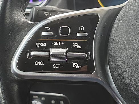 Used 2022 Mercedes-Benz GLA 250 image 13