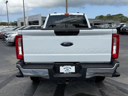 Used 2024 Ford F250 XLT AWD/4WD image 6