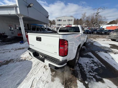 Used 2021 Chevrolet Colorado LT w/ Fleet Safety Package image 5