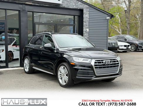 Used 2020 Audi Q5 2.0T Premium Plus w/ Premium Plus Package AWD/4WD image 8