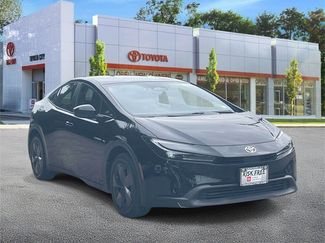 Used 2024 Toyota Prius LE image 1