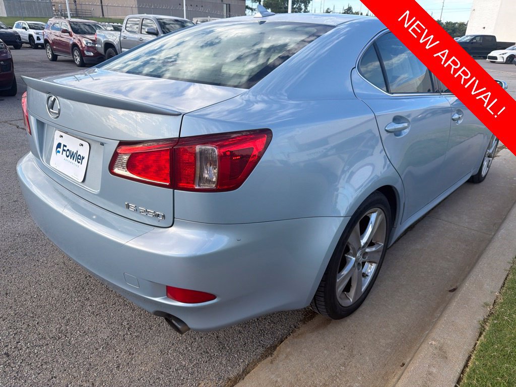 Used 2012 Lexus IS 250 w/ Premium Pkg Value Edition RWD image 4