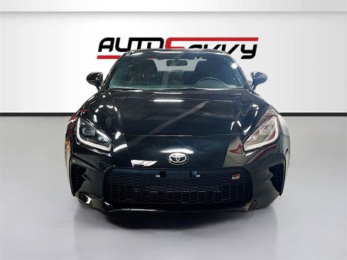 Used 2023 Toyota GR86 Premium w/ ALL Weather Mat Package (TMS) image 2