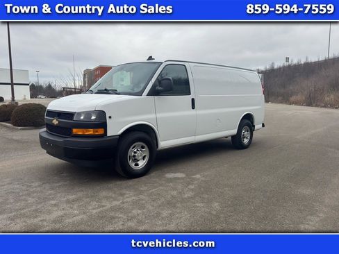 Used 2019 Chevrolet Express 3500 w/ Driver Convenience Package RWD image 1