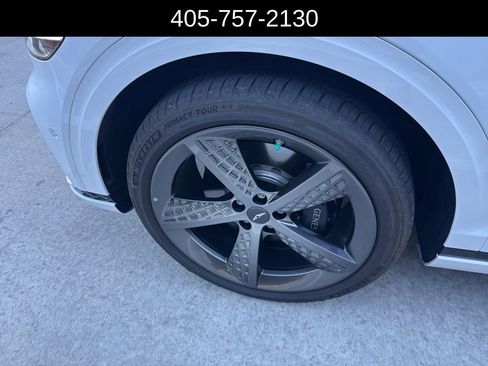 Certified 2025 Genesis GV70 3.5T Sport w/ Sport Prestige Package image 9