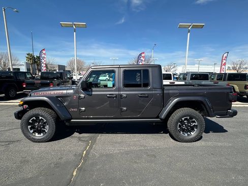 New 2026 Jeep Gladiator Rubicon AWD/4WD image 3