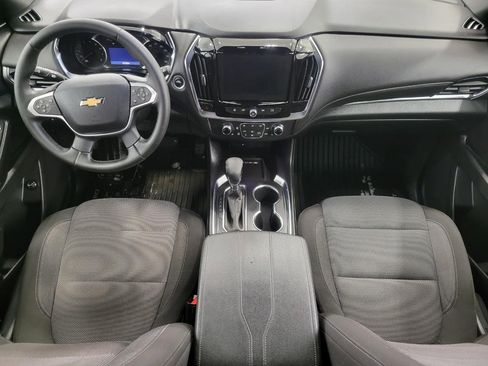 Used 2023 Chevrolet Traverse LT image 6