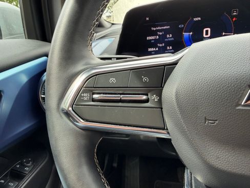 Used 2025 Chevrolet Equinox EV LT w/ Convenience Package FWD image 14